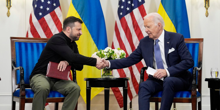 President Biden with Ukrainian President Volodymyr Zelenskyy in Paris