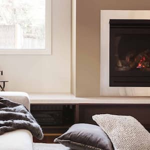  Living room with gas log fireplace