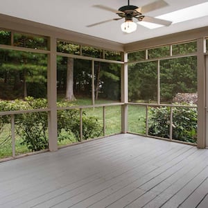 Screened-In porch with a ceiling fan