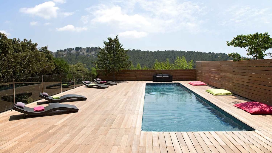 Modern pool deck made with wood