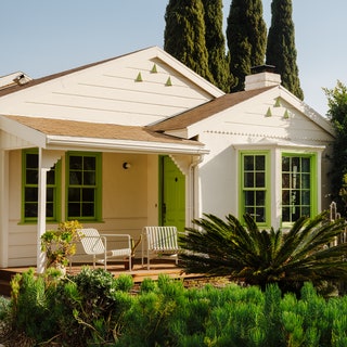 18 Exterior Paint Color Ideas That Add Major Curb Appeal