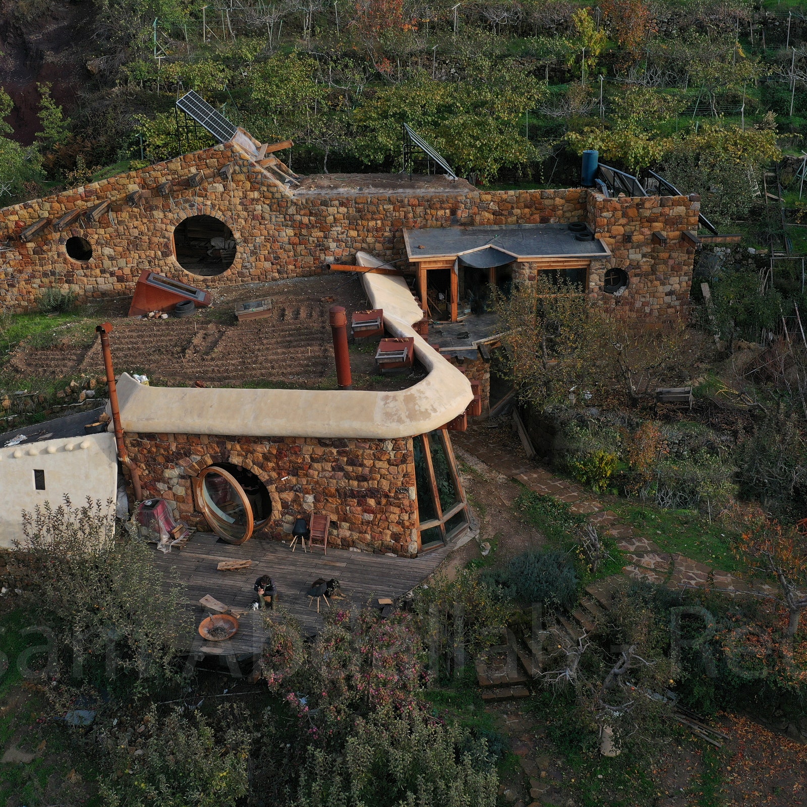 This Off-Grid House in Lebanon Is Straight Out of Lord of the Rings