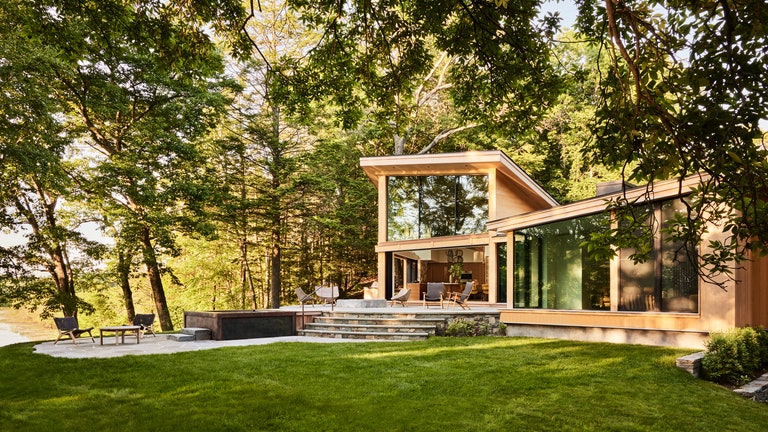 Explore a Serene Massachusetts Idyll Designed to Maximize Its Nature-First Setting