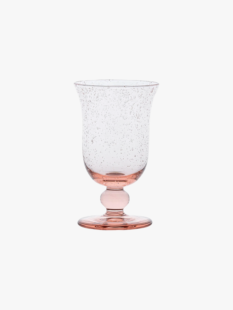 Goblet in blush color.