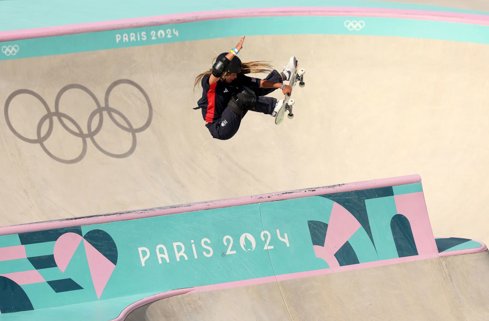 British skateboarder Sky Brown competes in the park event on August 6. <a href="https://www.cnn.com/sport/live-news/paris-olympics-news-2024-08-06#h_48ef77cf5df771b825d22563e0d20272">She would go on to win the bronze</a>.