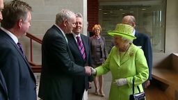 vo queen mcguinness handshake_00001302