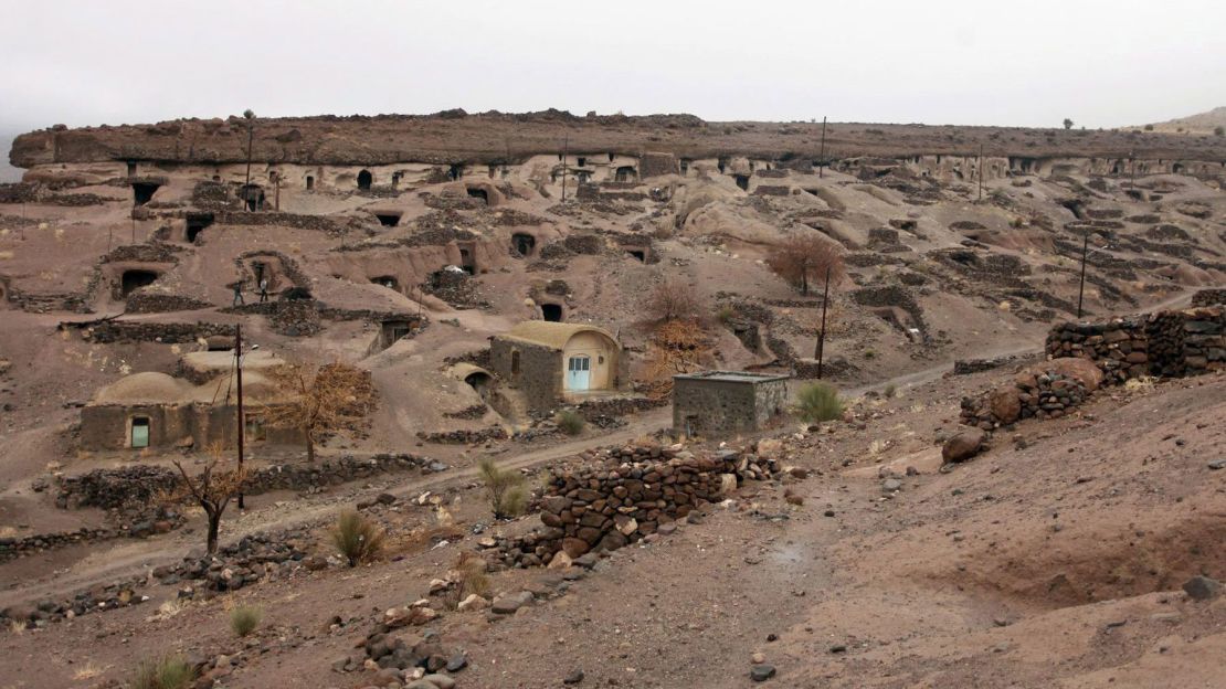 Maymand is situated at the southern end of Iran's central mountains.  