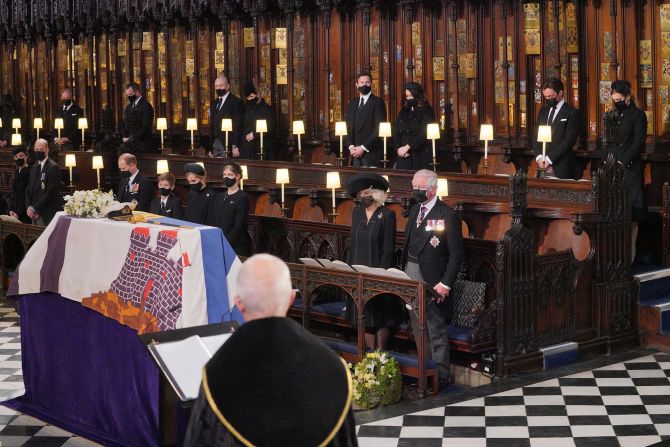 All members of the congregation wore a face covering during the funeral.