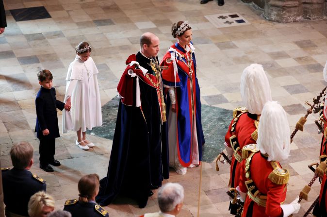 Prince William, Harry's brother, and Catherine, the Princess of Wales, <a href="https://www.cnn.com/uk/live-news/king-charles-iii-coronation-ckc-intl-gbr/h_90cacda1164e4f41a0953249e6219dc0" target="_blank">arrive for the coronation</a> with Prince Louis and Princess Charlotte.