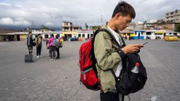 Zheng Shiqing arrives in the town of Tulcan on Ecuador's Colombian border. Source: Evelio Contreras/ CNN