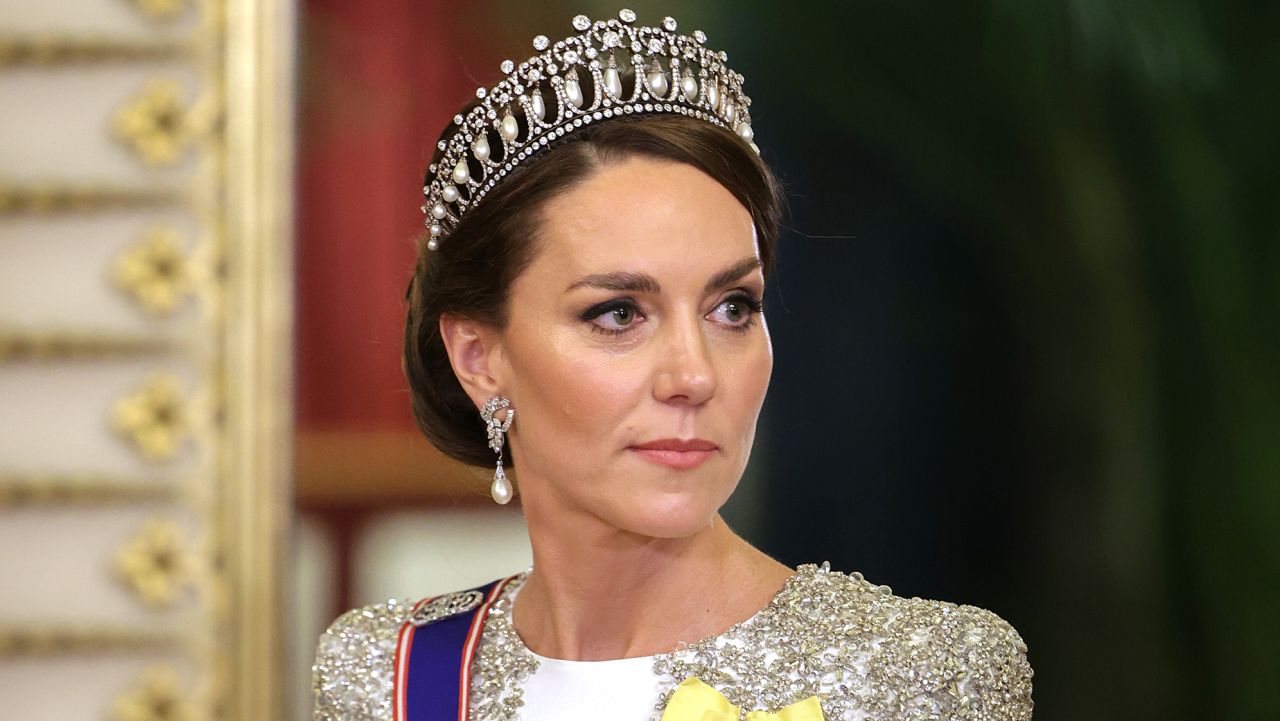 LONDON, ENGLAND - NOVEMBER 22: Catherine, Princess of Wales during the State Banquet at Buckingham Palace on November 22, 2022 in London, England. This is the first state visit hosted by the UK with King Charles III as monarch, and the first state visit here by a South African leader since 2010. (Photo by Chris Jackson/Getty Images)