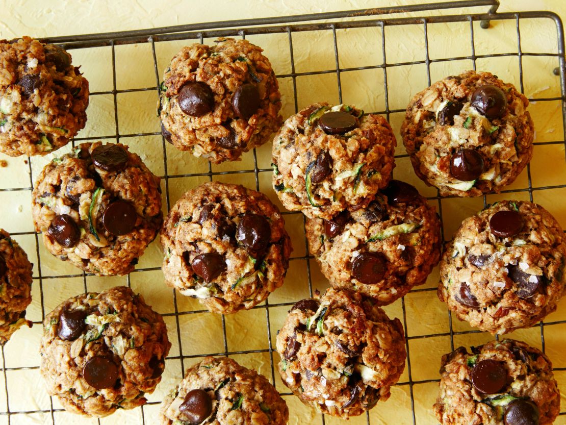 FNK_Zucchini-Oatmeal-Chocolate-Chip-Cookies_H1_s4x3.jpg