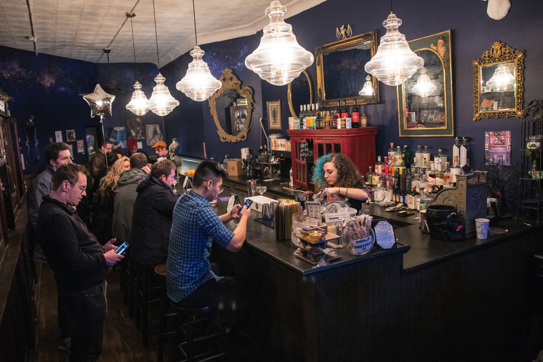 NEW YORK, NEW YORK - JANUARY 20: People enjoy non-alcoholic beverages at Hekate Cafe and Elixer Lounge on January 20, 2023 in New York City. Alcohol-free bars, dance parties and âsober curiousâ events in New York City are experiencing an uptick in popularity with people drinking less and looking for alternative solutions to enjoying nightlife not centered around alcohol. (Photo by Michael M. Santiago/Getty Images)