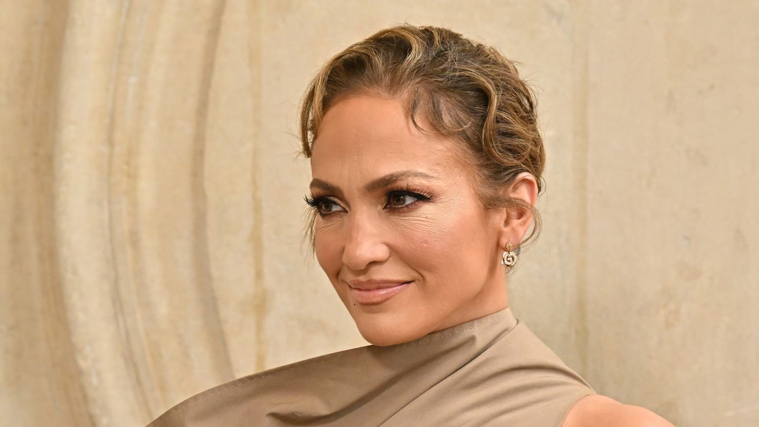 PARIS, FRANCE - JUNE 24: (EDITORIAL USE ONLY - For Non-Editorial use please seek approval from Fashion House) Jennifer Lopez attends the Christian Dior Haute Couture Fall/Winter 2024-2025 show as part of Paris Fashion Week on June 24, 2024 in Paris, France. (Photo by Stephane Cardinale - Corbis/Corbis via Getty Images)