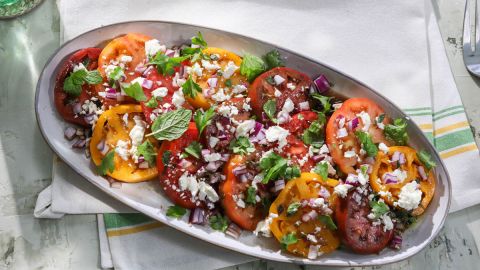 QK413_Tomato-and-Feta-Salad_s4x3.jpg