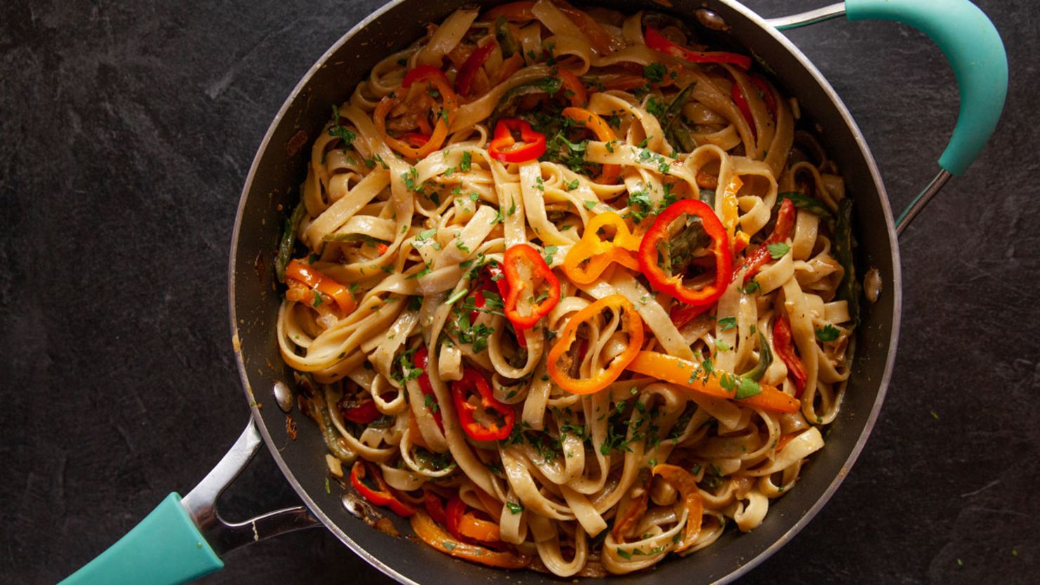 WU2406__six-pepper-pasta_s4x3.jpg