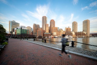 woman running. Seaport