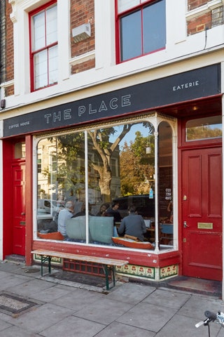 BEST FOR COFFEE AND DRAWN OUT BRUNCHES      Head to this redfronted caf on Canonbury Place for good strong coffee...