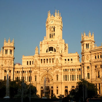 Travel Guide To Madrid