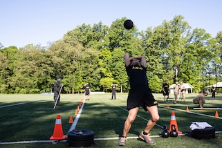 U.S. Army Reserve Legal Command Soldiers conduct Army Combat Fitness Test