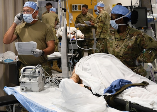 'Desert Medics' first Soldiers through JAX Mayo Clinic TeamSTEPPS training