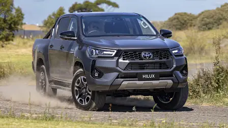 Ford Ranger storming ahead of Toyota HiLux in 2024 Australian sales race