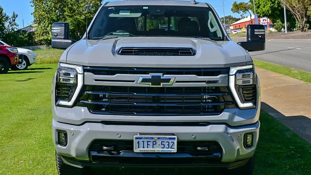 used 2024 Chevrolet Silverado HD T1 LTZ Premium W/Tech Pack Pickup Crew Cab 4dr Auto 10sp 4x4 6.6DT (4.5T) [MY24] For Sale in WA