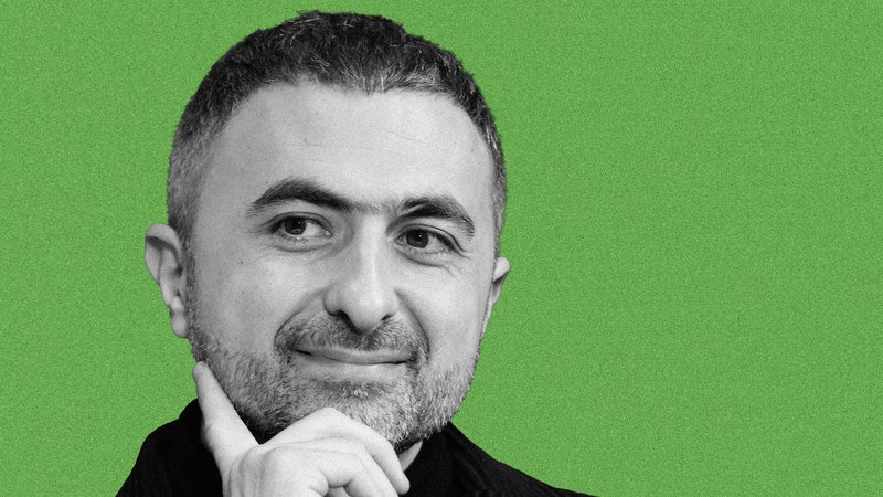 Mustafa Suleyman, jefe de IA en Microsoft: "Copilot verá lo que tú ves, oirá lo que tú oyes y consumirá lo que tú consumes"