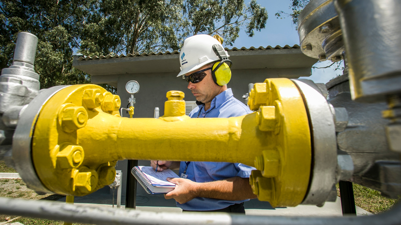 Instalações do Gasoduto Brasil-Bolívia (Gasbol) em Araucária (PR): gás produzido na Argentina pode ser trazido para o Brasil via Gasbol.