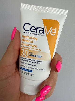 CeraVe Hydrating Mineral Sunscreen with Sheer Tint