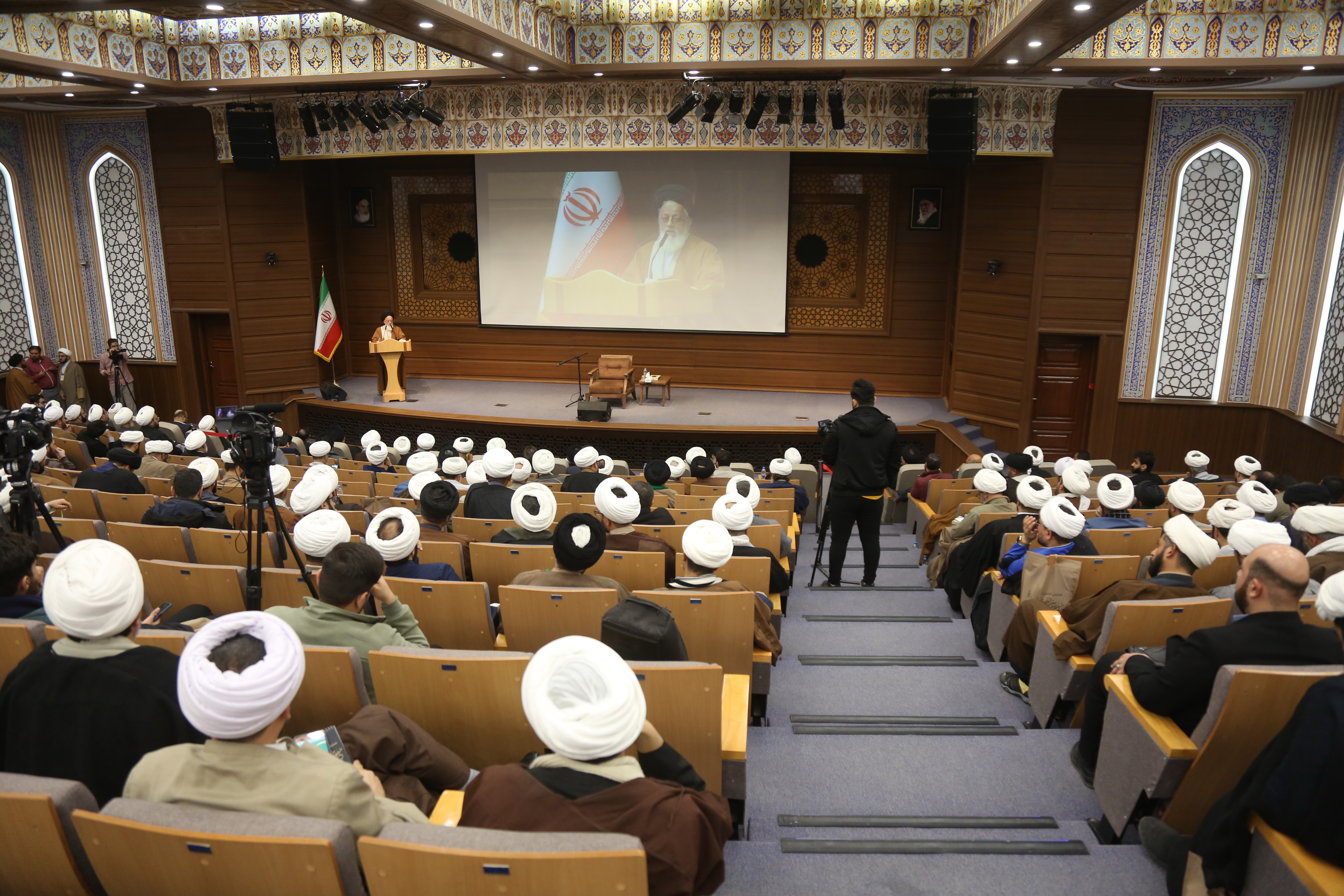 Photos: First Conference to honor Int'l Arbaeen Missionaries