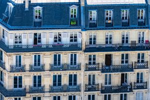 Entre projet de remise à plat de la fiscalité locative et poursuite de l'encadrement des loyers, l'investissement locatif est sous pression.