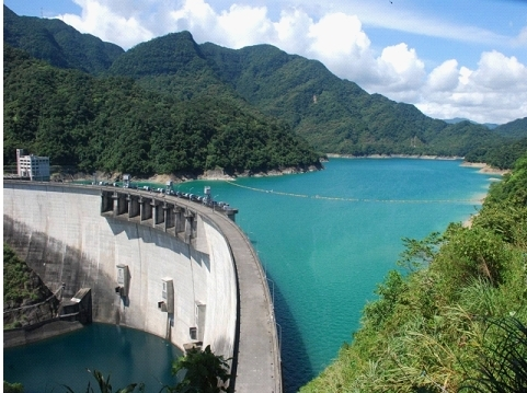 康芮颱風加速不排除登陸台灣　翡翠水庫集水區今日17:00調節放水