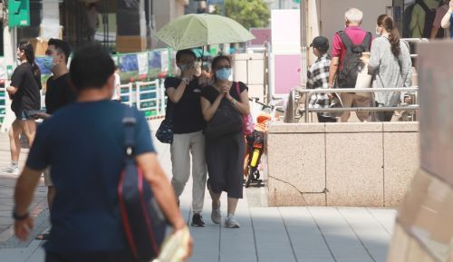 夏至飆36°C極端高溫！防午後大雷雨　熱帶擾動發展「恐生成颱風」
