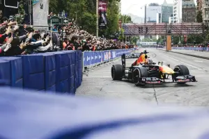 F1台中封街賽車3萬張票開賣秒殺！「黃牛票」網路喊價最高狂翻7倍
