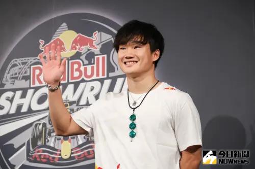 ▲角田裕毅出席Red Bull Showrun Taichung 封街賽車展演。（圖／記者陳明安攝，2024.09.28）