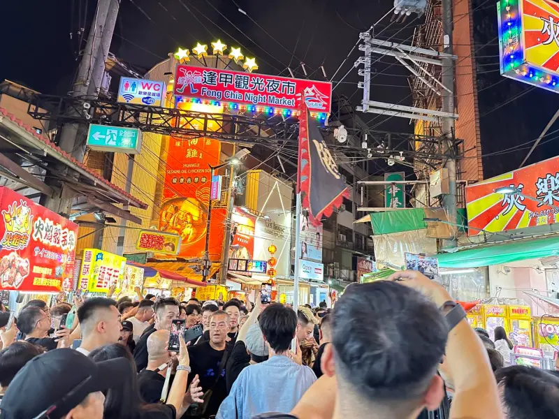 不是逢甲！台中「4.4星神級夜市」紅17年　300攤有玩有吃、好停車