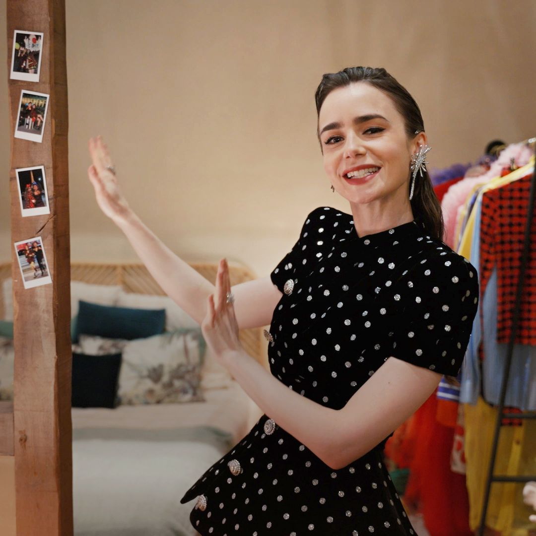 Lily Collins nos enseña los fascinantes decorados de la nueva temporada de ‘Emily in Paris’