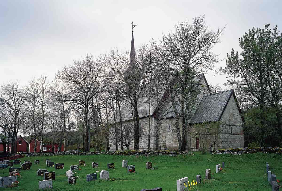 Alstahaug kirke