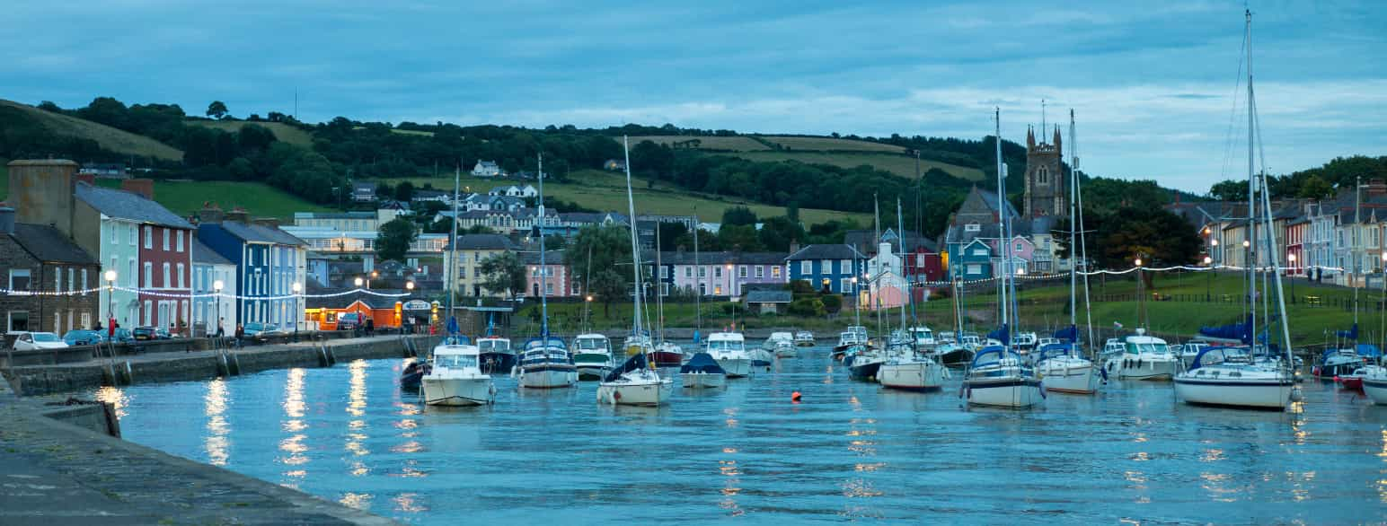 Havnebyen Aberaeron i Wales