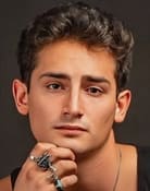 Emilio Osorio as Participante