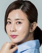 Yang Jung-ah as Lee Yeong-ae