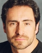 Demián Bichir