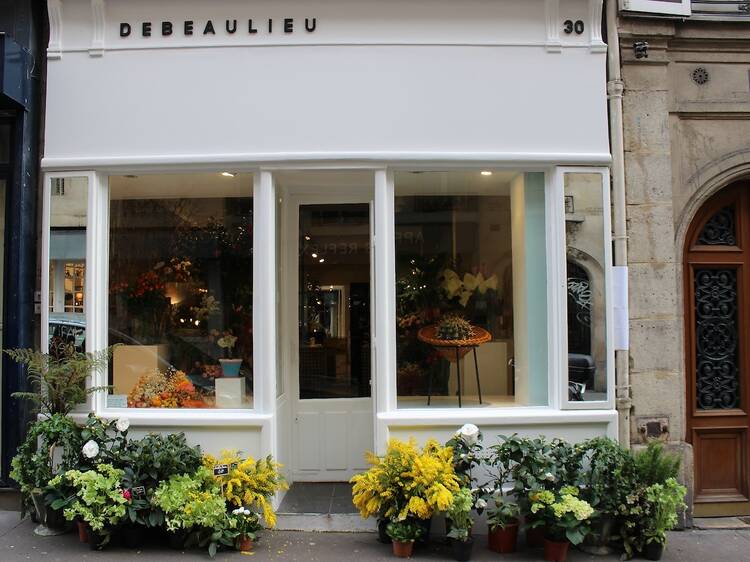 Stop and smell the roses at Debeaulieu