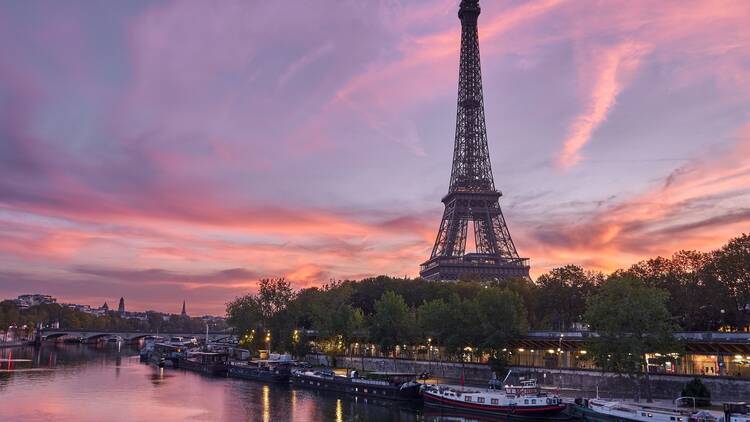 14 romantic things to do in Paris