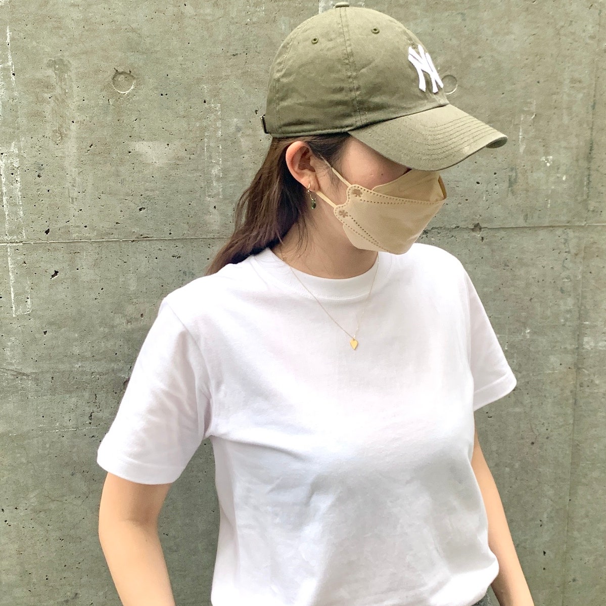 エディター愛用の白Tシャツ、通年使えるおすすめブランド8はこれ！