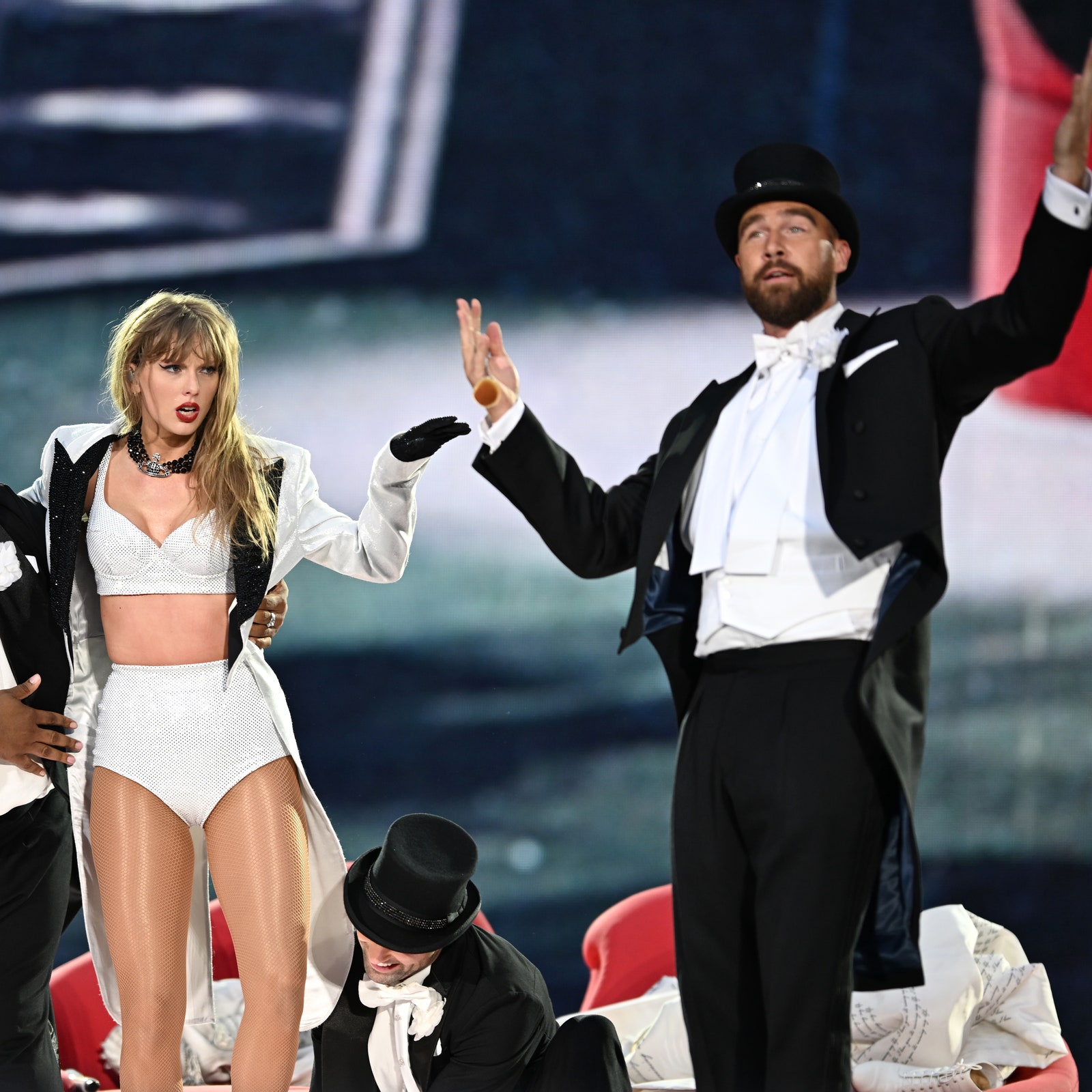 It’s A Love Story! Taylor Brought Travis On Stage For Her Outrageously Starry Closing Night In London