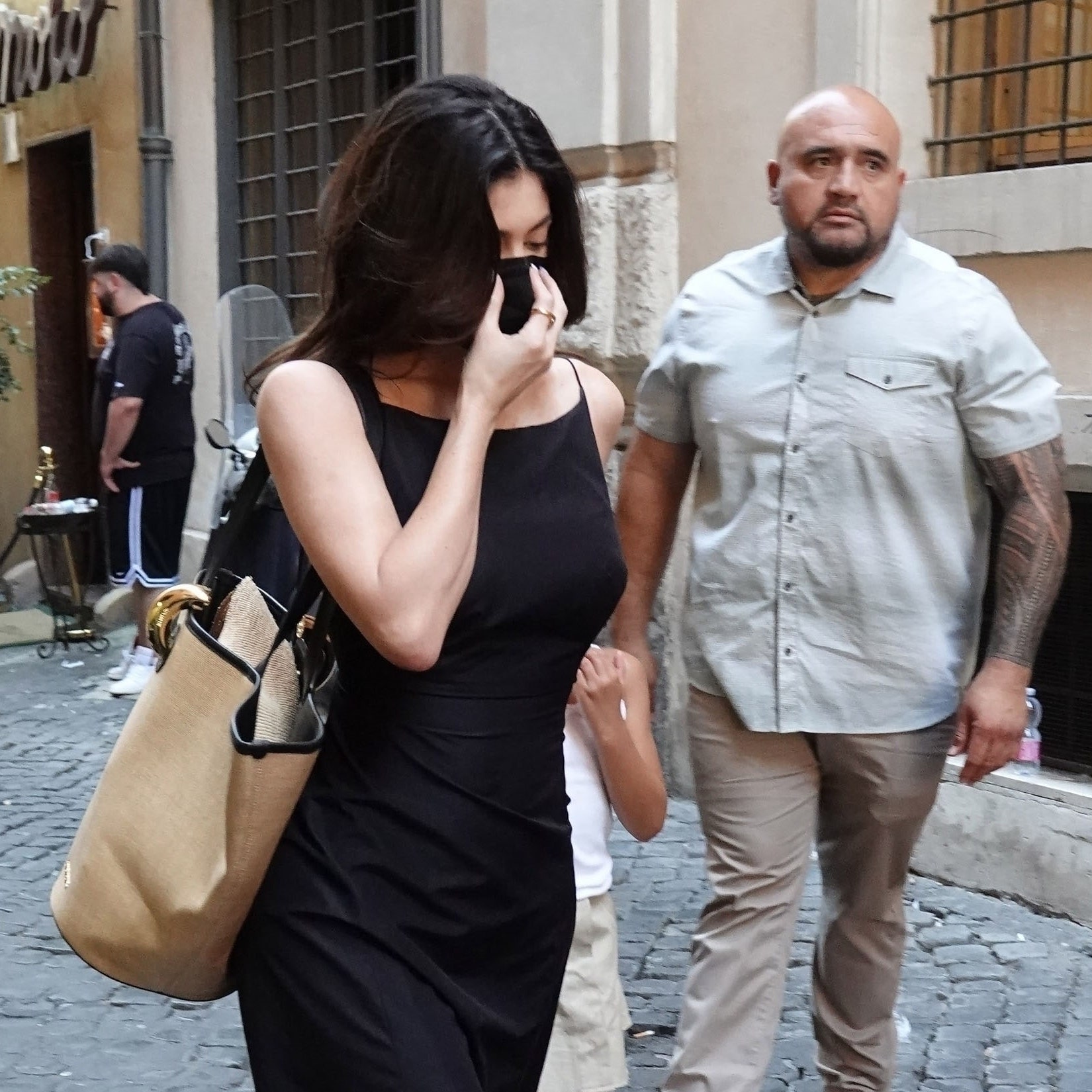 Kylie Jenner’s Summer Holiday Shoe Is Not What You’d Expect