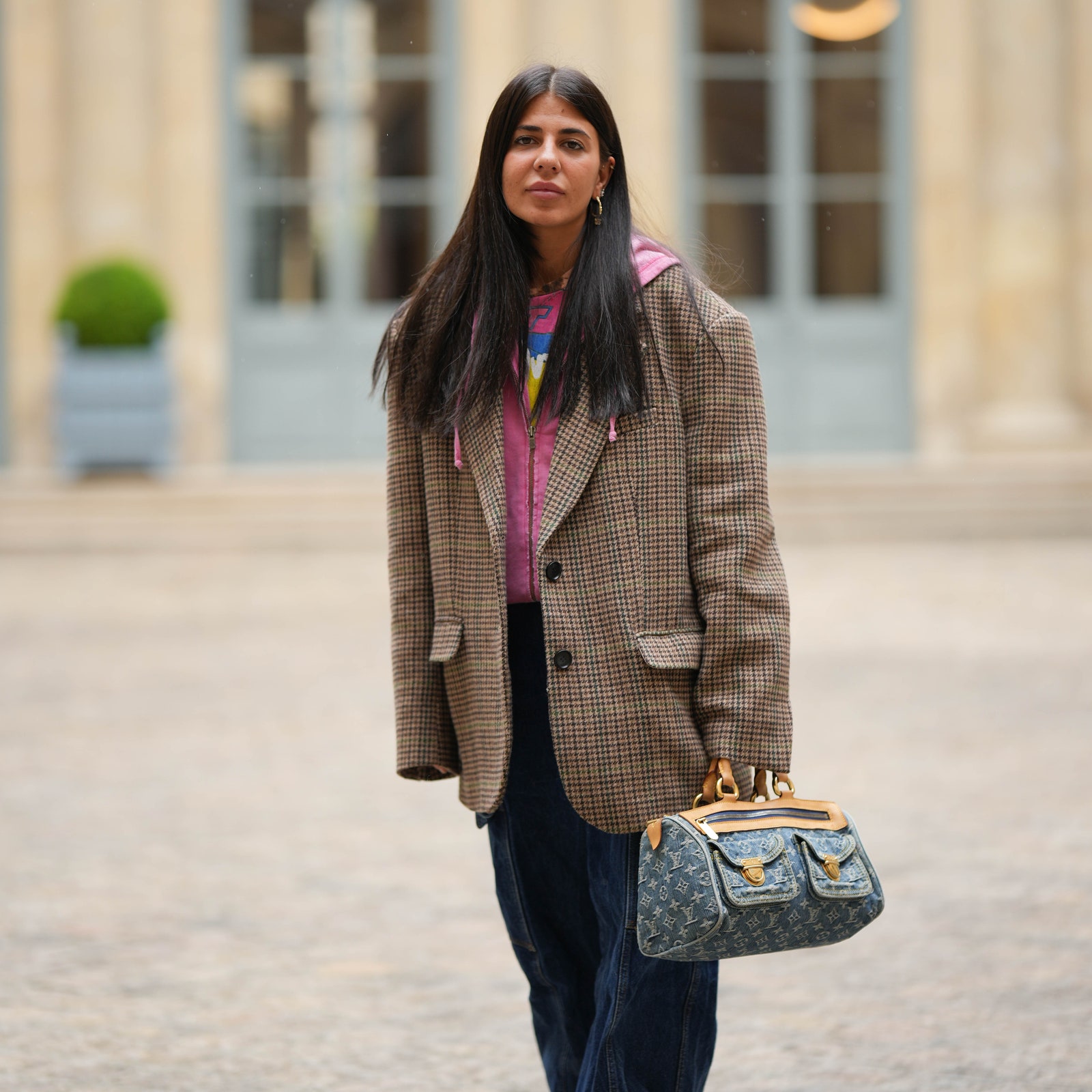 This Vintage Louis Vuitton Bag Is A New Street-Style Favourite