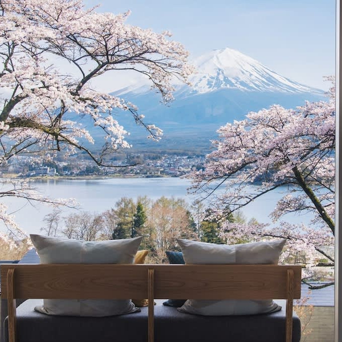 旅宿精選╱【日本】富士山下的奢華夢境！5大景觀飯店推薦：逆富士絕美全景、超大獨立露台與私人露天風呂，河口湖旅行必收